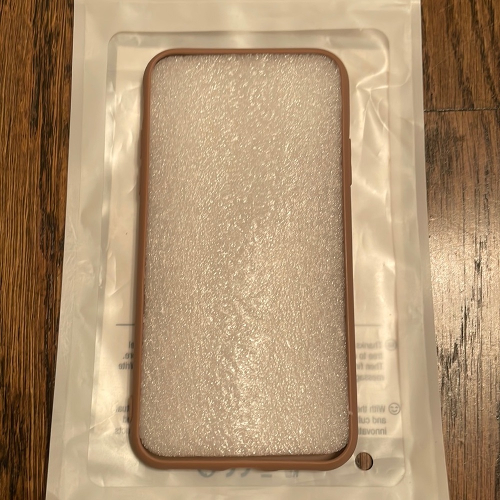 🤎Heart Phone Case🤎 - Picture 2 of 2
